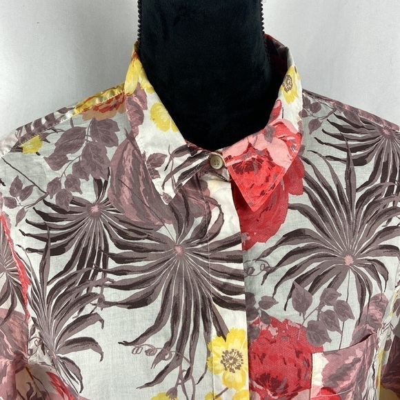Joe Fresh Women’s Floral Long Sleeve Button Down Dress Shirt - Picture 4 of 6